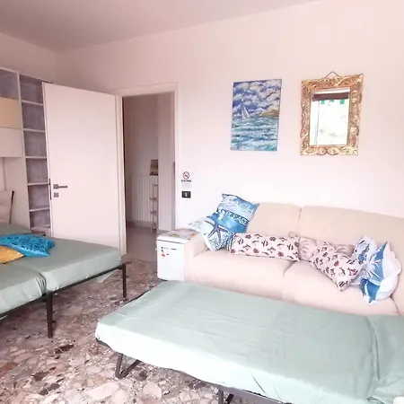 ベッド・アンド・ブレックファスト Fiori D'alassio Vacanze Liguria *