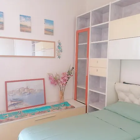 ベッド・アンド・ブレックファスト Fiori D'alassio Vacanze Liguria アラッシオ